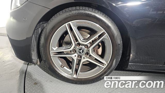 Mercedes-Benz E-класс W213 AMG Line, 2023 все фото