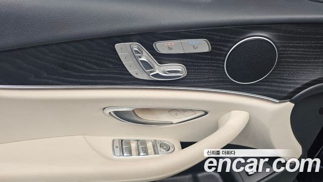 Mercedes-Benz E-класс W213 AMG Line, 2023 18