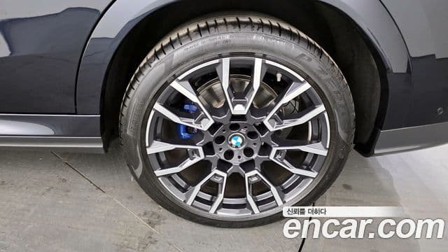 BMW X6 (G06) xDrive40i M Sport, 2024 все фото