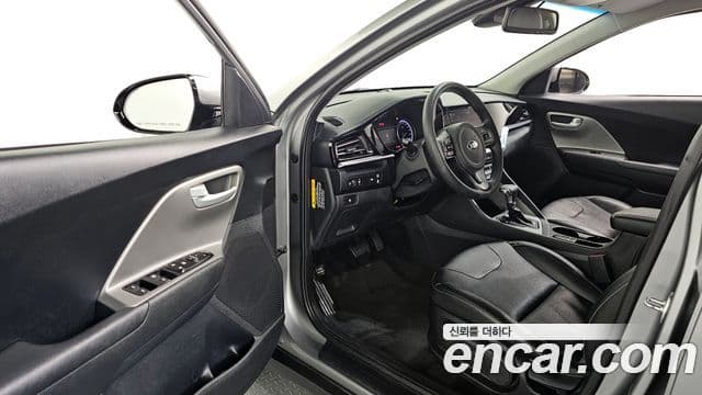 Kia The / новый New Niro Luxury, 2020 11