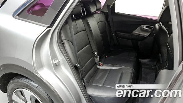 Kia The / новый New Niro Luxury, 2020 12