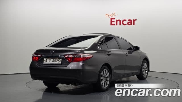 Toyota New 캠리 2.5 XLE, 2017 2