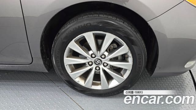 Toyota New 캠리 2.5 XLE, 2017 все фото