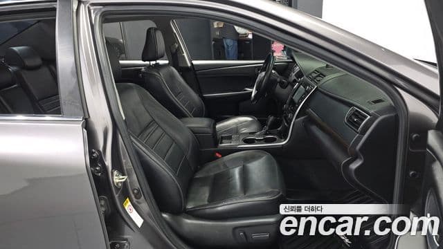 Toyota New 캠리 2.5 XLE, 2017 11