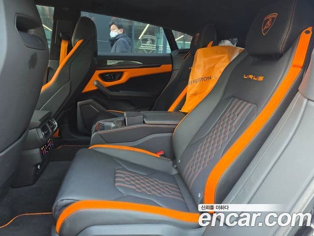 Lamborghini Urus 4.0 V8 S, 2024 10