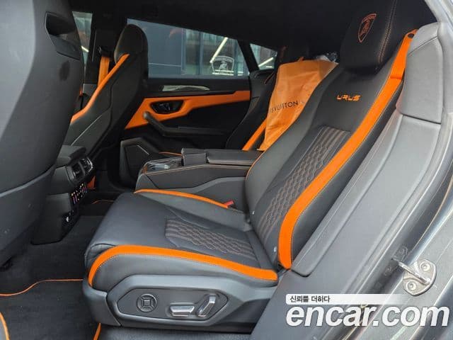 Lamborghini Urus 4.0 V8 S, 2024 11