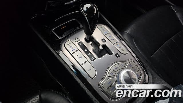 Hyundai Genesis Special, 2013 9