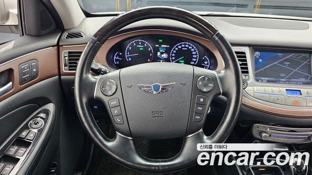 Hyundai Genesis Special, 2013 13