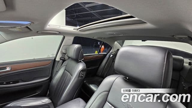 Hyundai Genesis Special, 2013 19