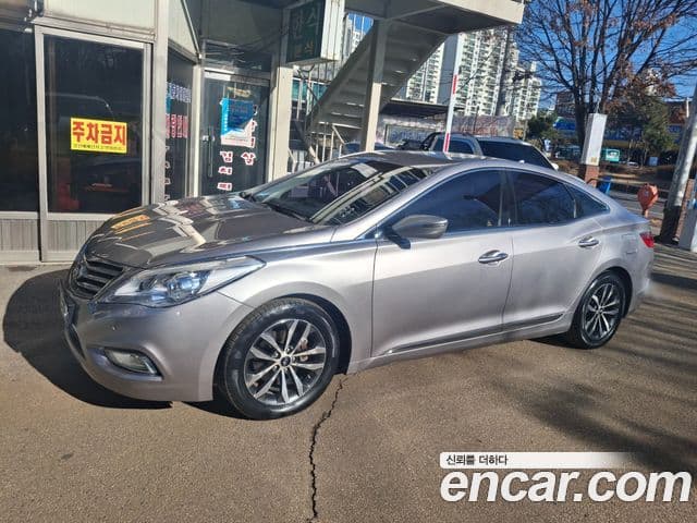 Hyundai Grandeur HG Luxury, 2012 1