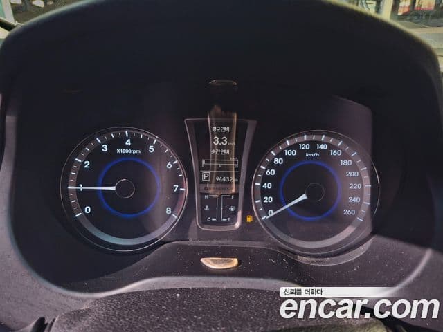 Hyundai Grandeur HG Luxury, 2012 8