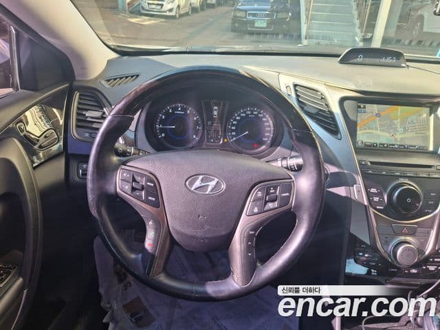 Hyundai Grandeur HG Luxury, 2012 10