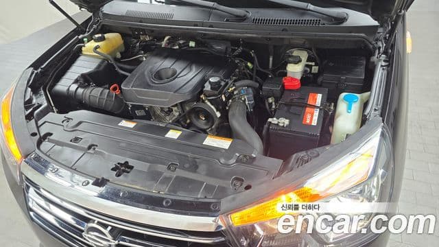 KG모빌리티(SsangYong) Korando 투리스모 4WD RX 9인승, 2016 6
