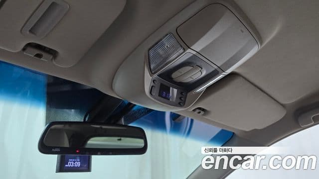 KG모빌리티(SsangYong) Korando 투리스모 4WD RX 9인승, 2016 16