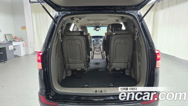 KG모빌리티(SsangYong) Korando 투리스모 4WD RX 9인승, 2016 20