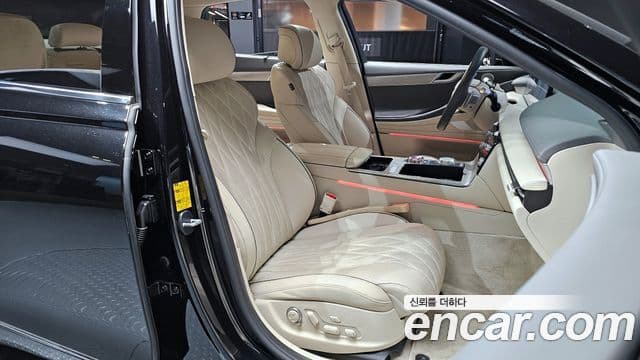 Genesis G80 (RG3) бензин 2.5 турбо AWD, 2025 10