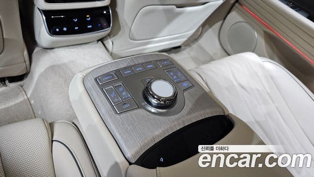 Genesis G80 (RG3) бензин 2.5 турбо AWD, 2025 18