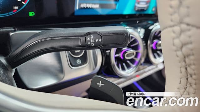 Mercedes-Benz GLB-класс X247 GLB220, 2021 9