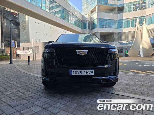 Cadillac Escalade 5세대 Sport Platinum, 2024 3