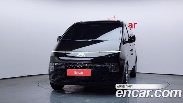 Hyundai Staria Modern, 2025 3