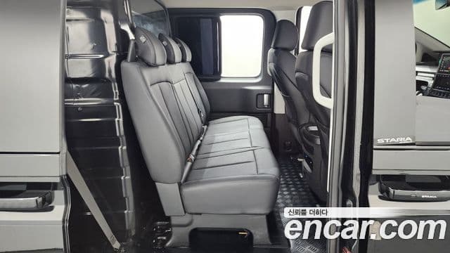 Hyundai Staria Modern, 2025 12