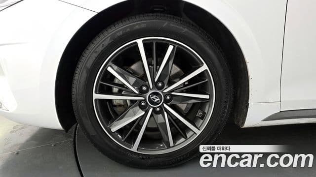 Hyundai The / новый New Grandeur IG Le Blanc, 2022 все фото