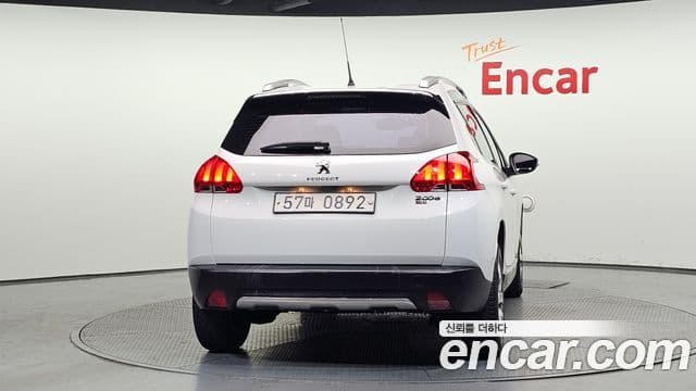 Peugeot 2008 1.6 e-HDi Felline L, 2016 4