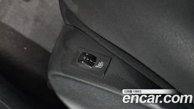 Peugeot 2008 1.6 e-HDi Felline L, 2016 18