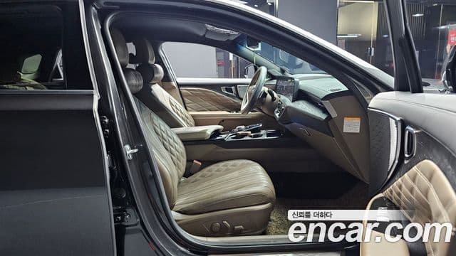 Kia K8 гибрид Signature, 2022 10