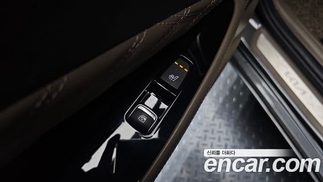 Kia K8 гибрид Signature, 2022 18