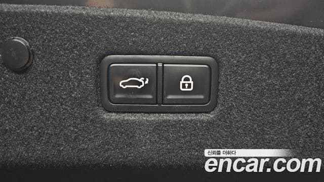 Kia K8 гибрид Signature, 2022 20