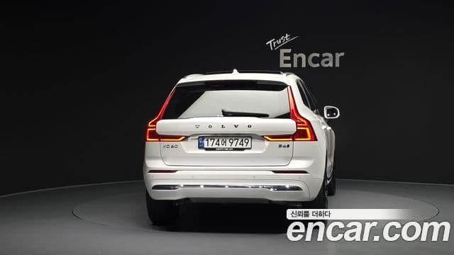 Volvo XC60 2세대 B6 Ultimate Bright, 2024 4