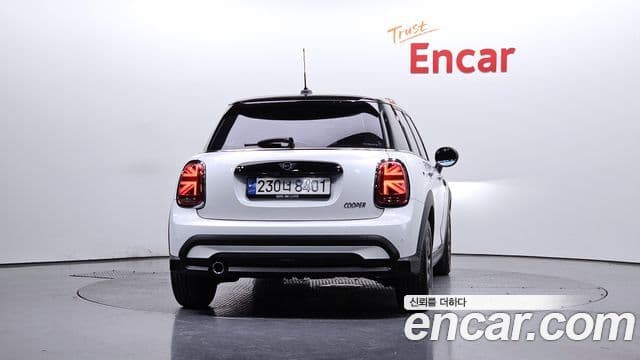 Mini Cooper 3세대, 2024 4