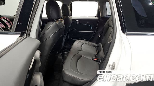 Mini Cooper 3세대, 2024 12