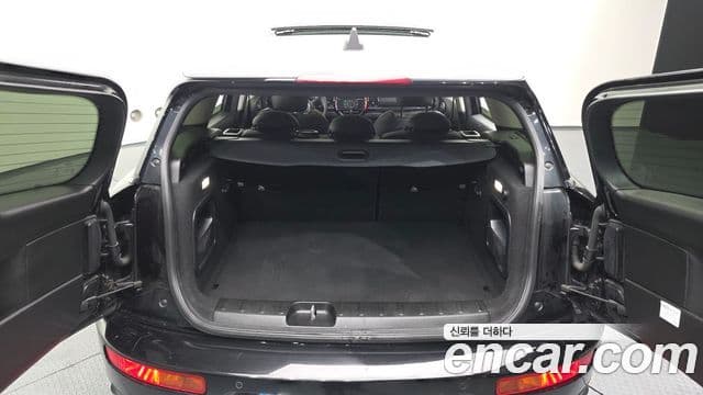 Mini Cooper 클럽맨 2세대, 2021 20