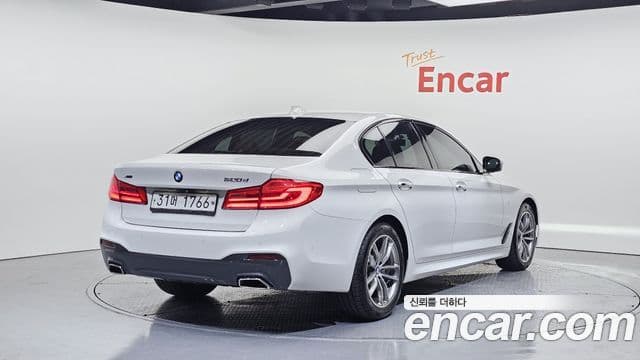 BMW 5시리즈 (G30) 520d xDrive M Sport Plus, 2017 2