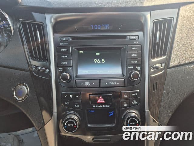 Hyundai Sonata The / новый 브릴리언트 LPI Modern(для людей с инвалидностью), 2013 13