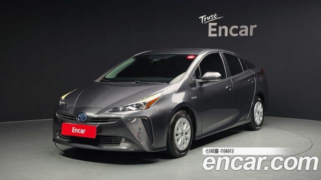 Toyota 프리우스 4세대, 2021 1