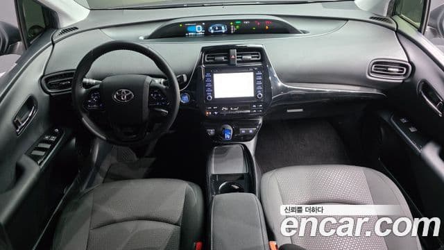 Toyota 프리우스 4세대, 2021 7