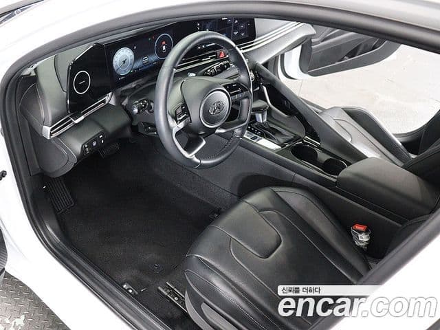 Hyundai Avante гибрид (CN7) Modern, 2023 17