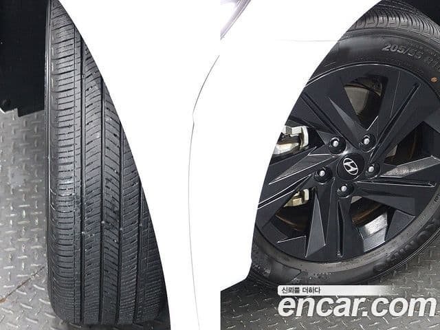 Hyundai Avante гибрид (CN7) Modern, 2023 20