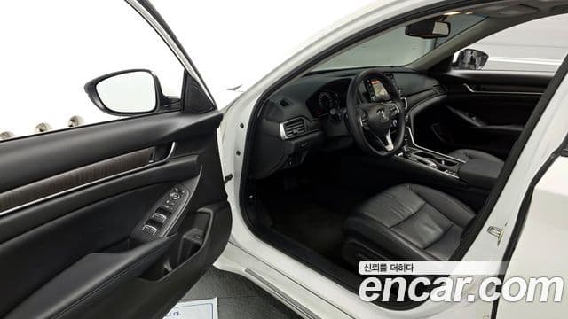Honda Accord 10세대 1.5 турбо, 2018 10