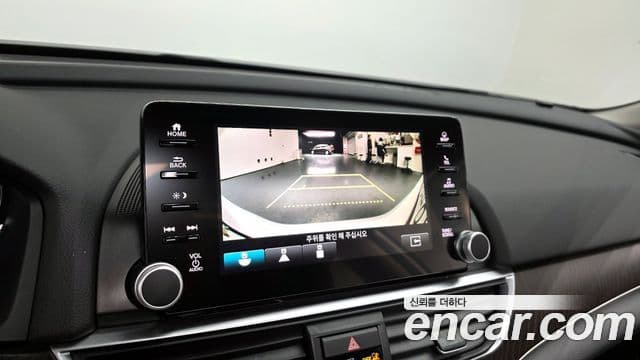 Honda Accord 10세대 1.5 турбо, 2018 15