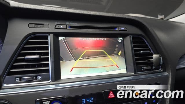 Hyundai LF Sonata гибрид Premium, 2017 15