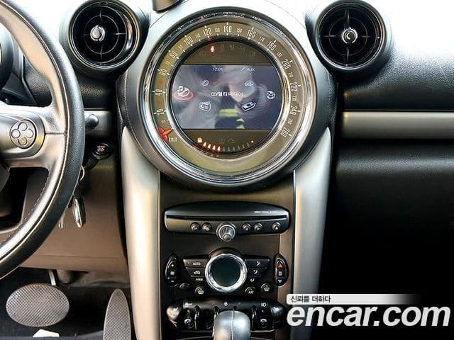 Mini Cooper D Countryman 1세대, 2015 9