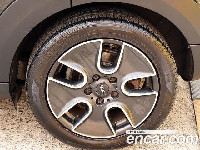 Mini Cooper D Countryman 1세대, 2015 19