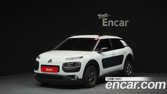 Ситроен / DS C4 Cactus 1.6 BlueHDi Feel (название комплектации), 2018 1