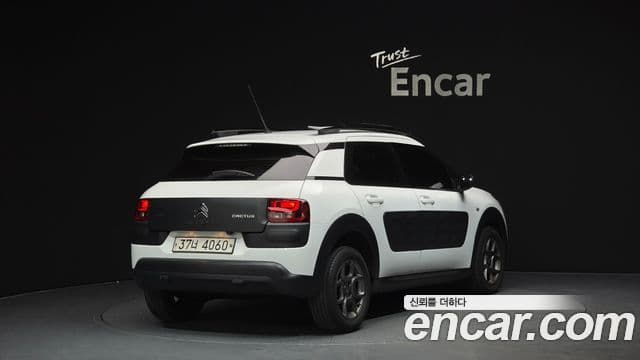 Ситроен / DS C4 Cactus 1.6 BlueHDi Feel (название комплектации), 2018 2