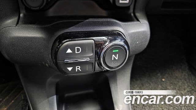 Ситроен / DS C4 Cactus 1.6 BlueHDi Feel (название комплектации), 2018 9