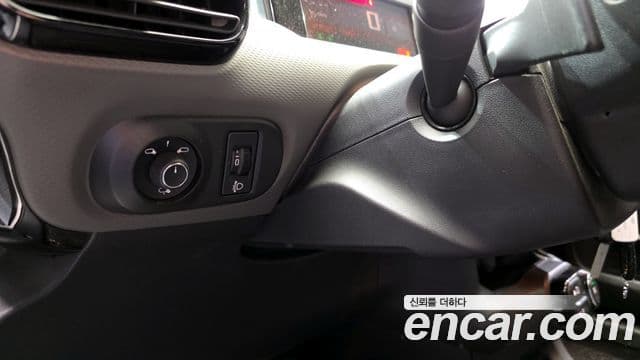 Ситроен / DS C4 Cactus 1.6 BlueHDi Feel (название комплектации), 2018 15